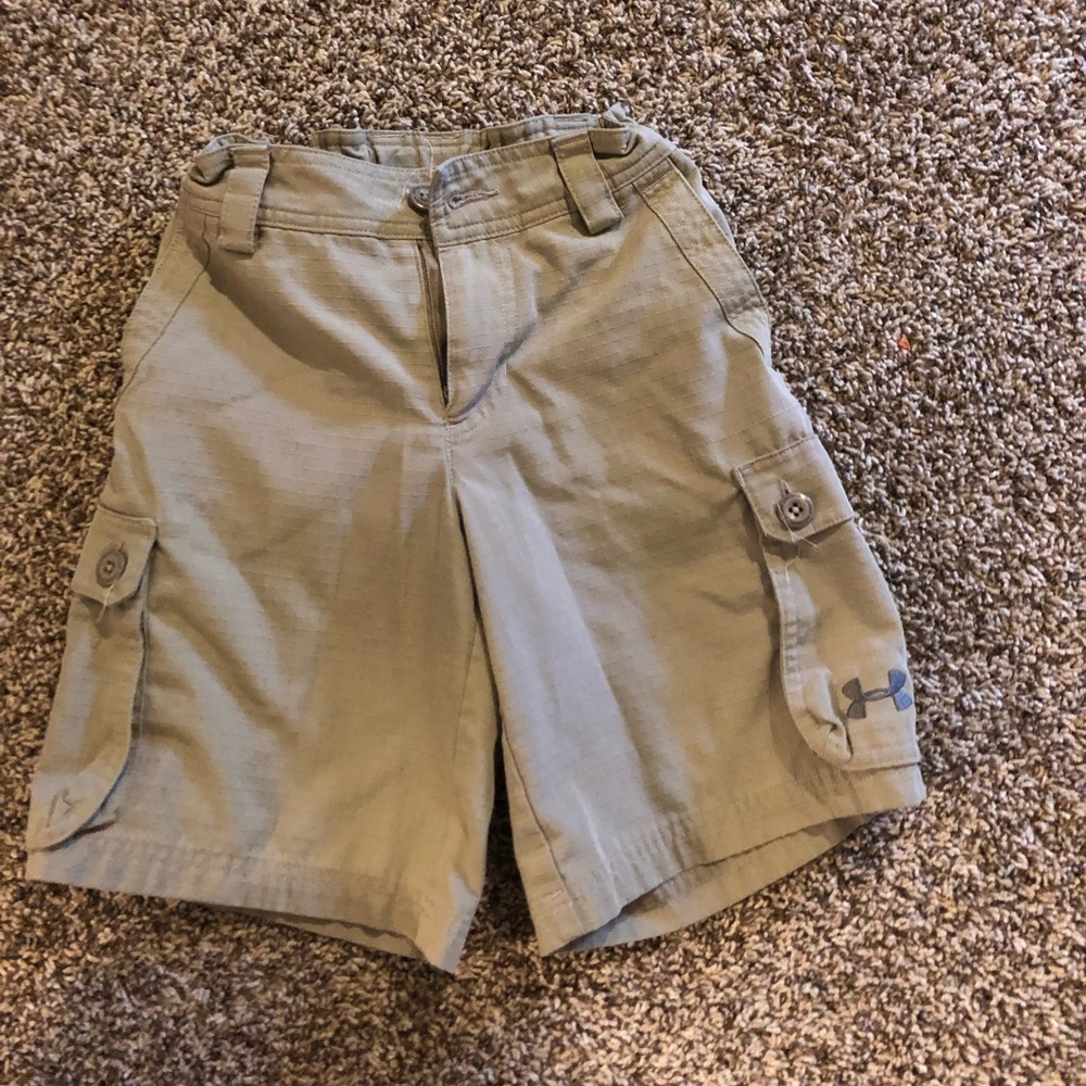 Boys under Armour